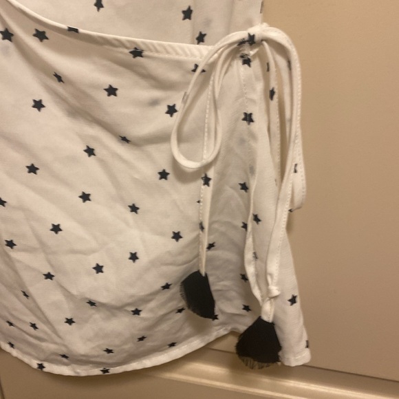 Collective Concepts black and white beautiful star blouse - Picture 3 of 7